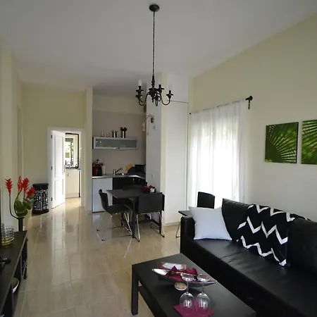 Cosy Fanabe Апартаменты Адехе
